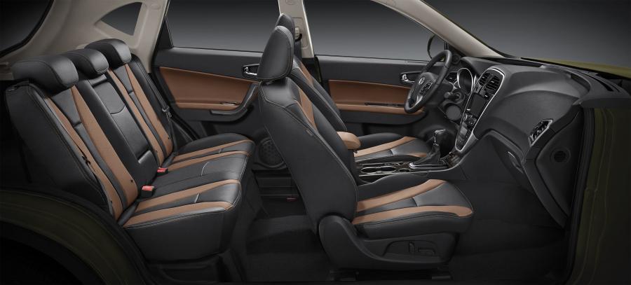 Интерьер Trumpchi GS5 Super 2014 года  (фото 4 из 15)